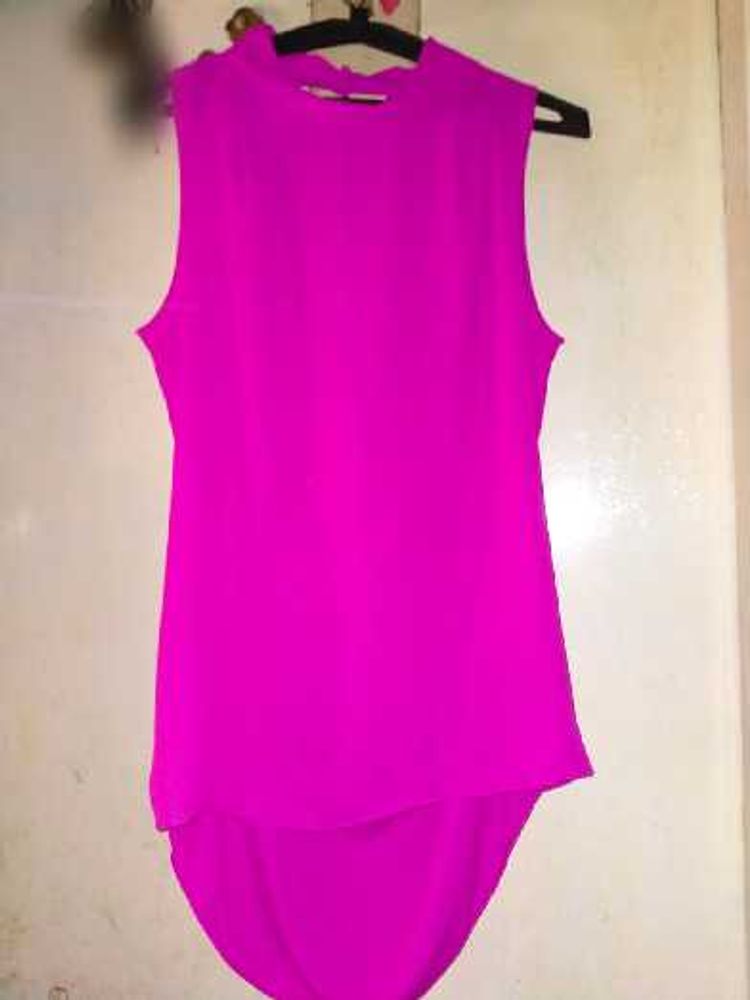 Magenta Sleeveless Top