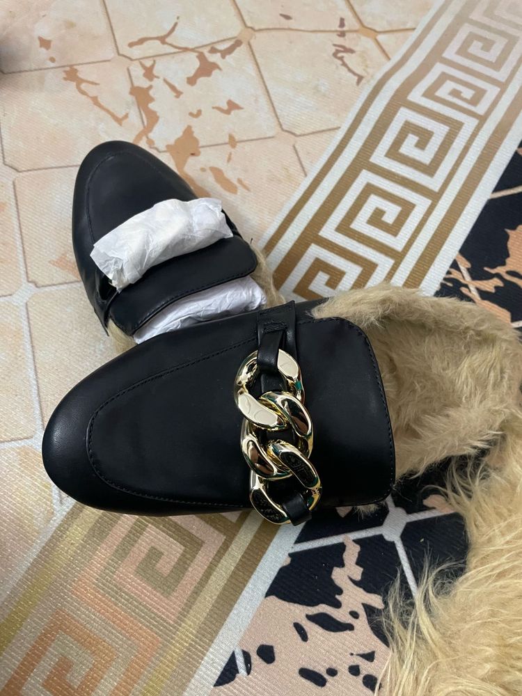 Stylish Loafers with Chain Detail
