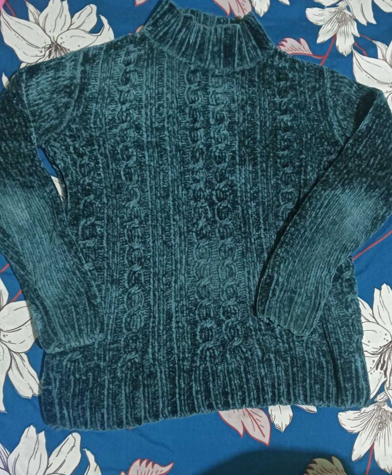 Green Sweater Top