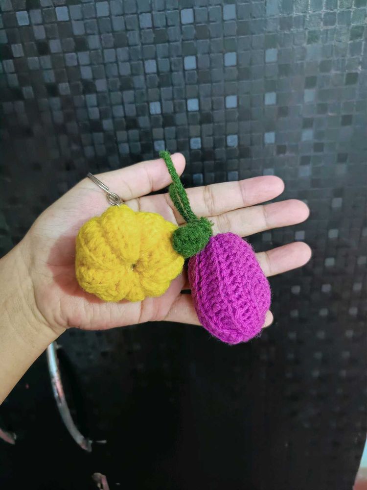 Cute Crochet Fruit &amp; Veggie Keychain Set