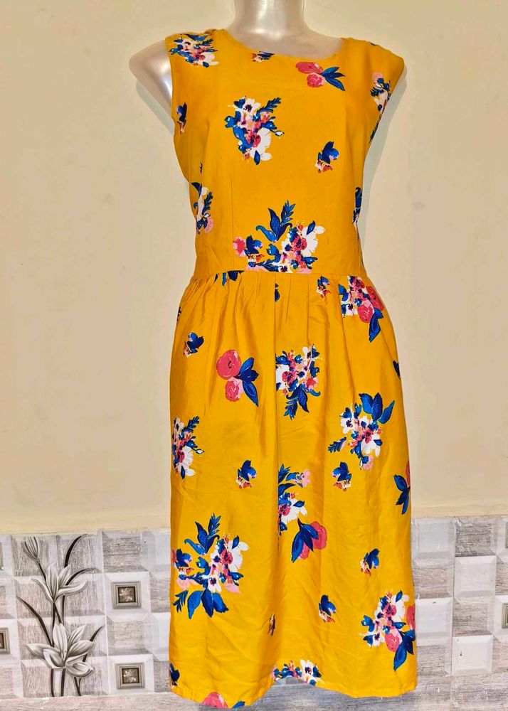 🎁Buy 2 Get 1 Free 🎁Size M/L Floral Yellow Dress