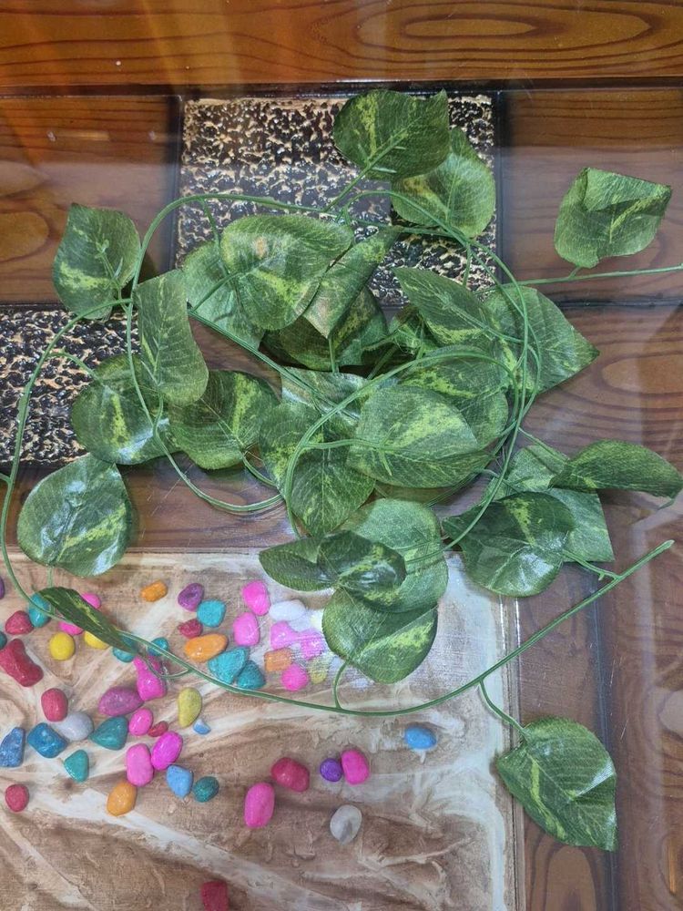 Decorative Leaf Hanging