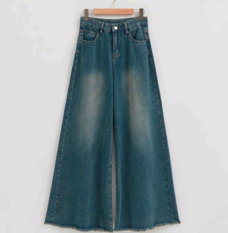 Savana Raw Hem High Waisted Denim