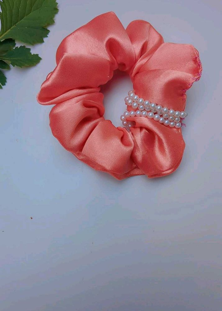 Peach Pearl Scrunchie