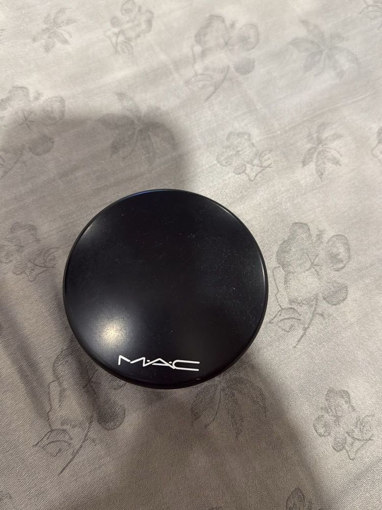 Mac Compact- Medium Shade