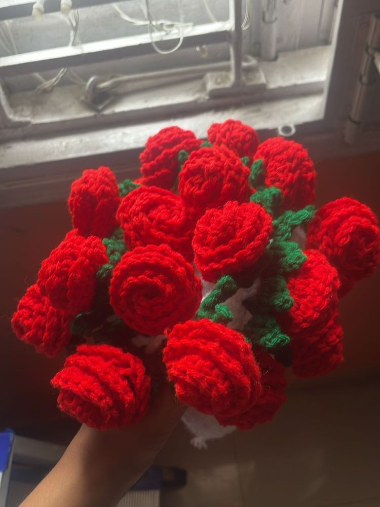 Crochet Rose Bouquet