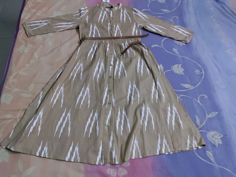 Smart Long Dress With Belt