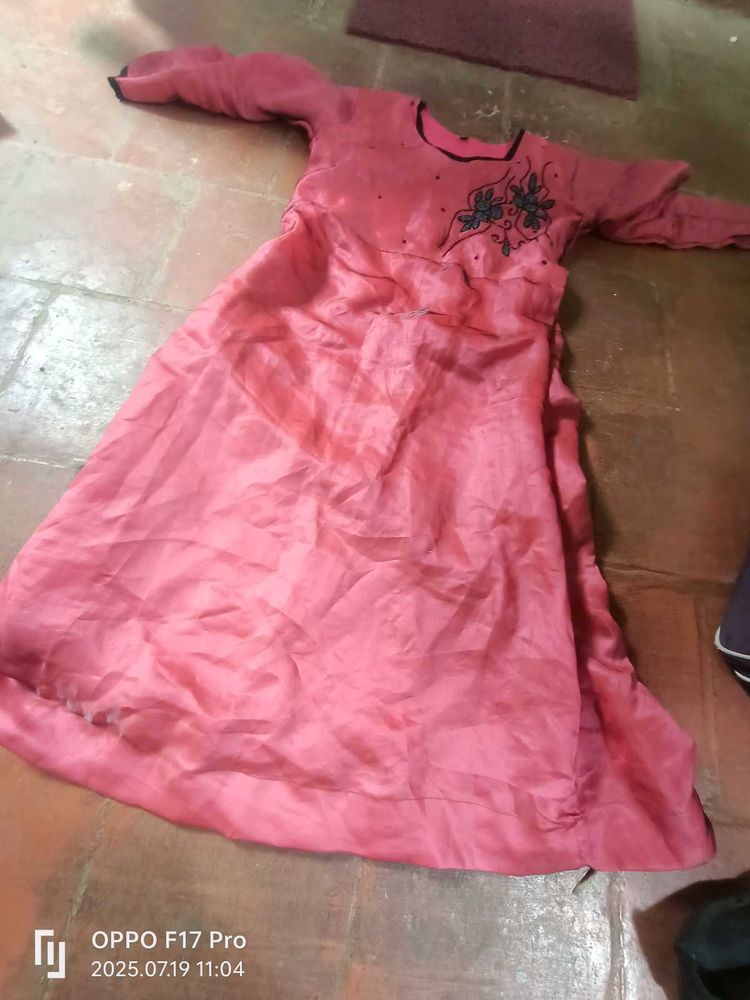 Red &amp; Gold Kurta Set