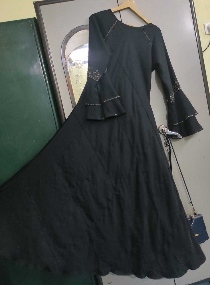 Elegant Black Abaya