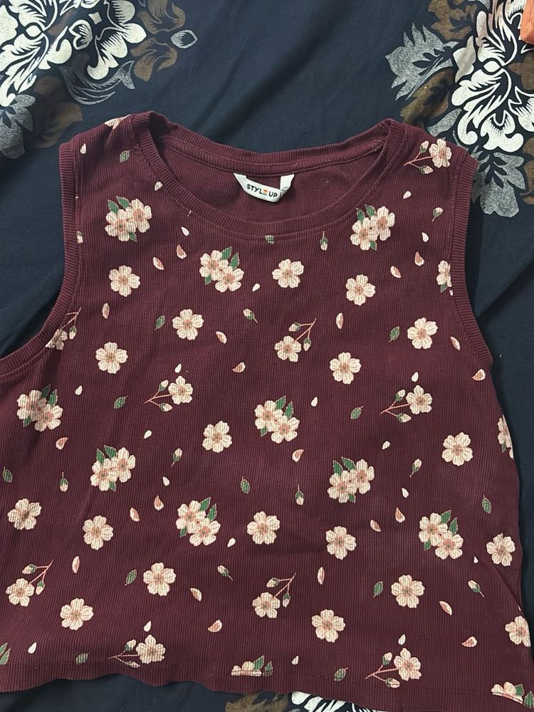 Maroon Floral Sleeveless Crop Top