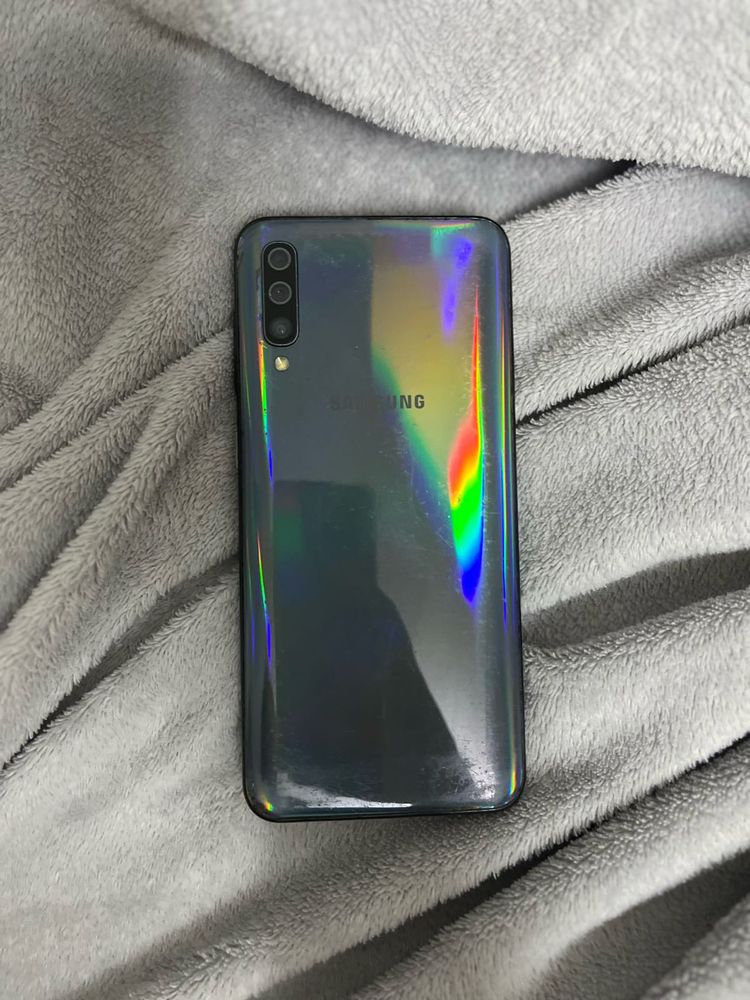 Samsung a50