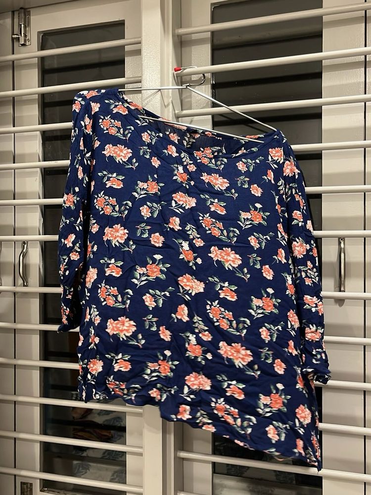 Floral Print Long Sleeve Top