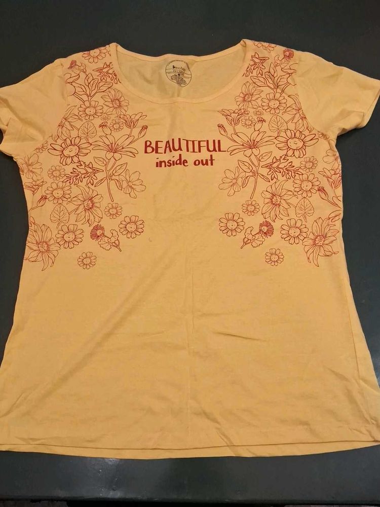Round Neck T-shirt