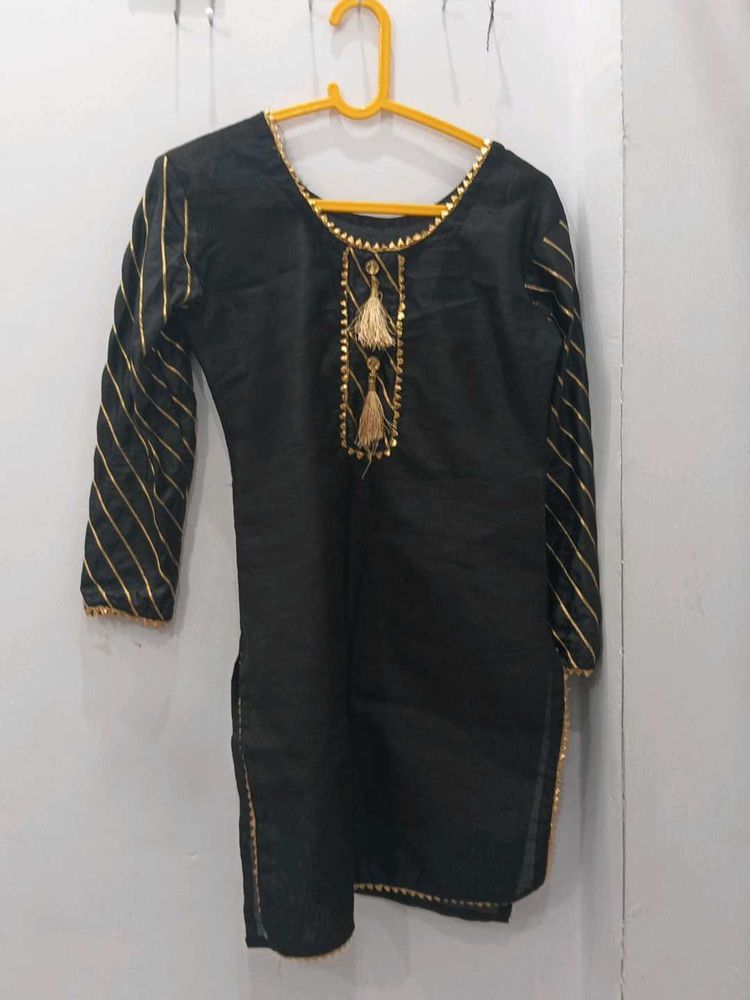 Black &amp; Gold Kurti