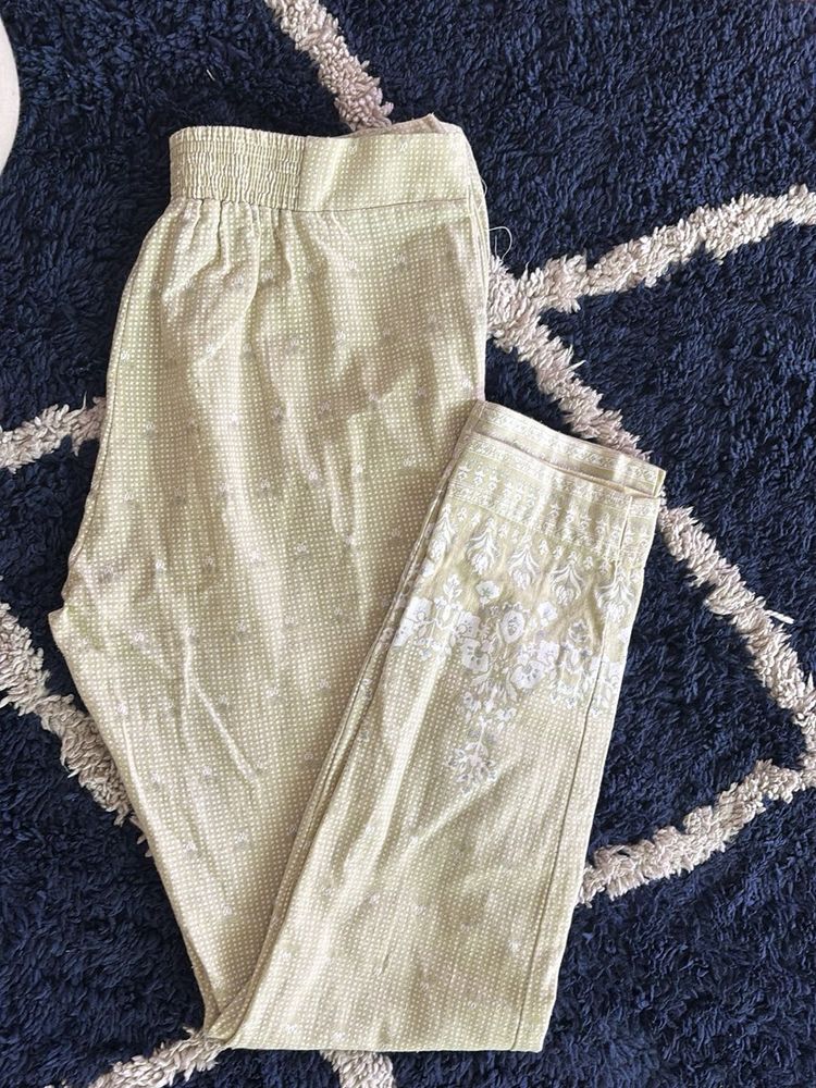 Women Cotton Green Trousers