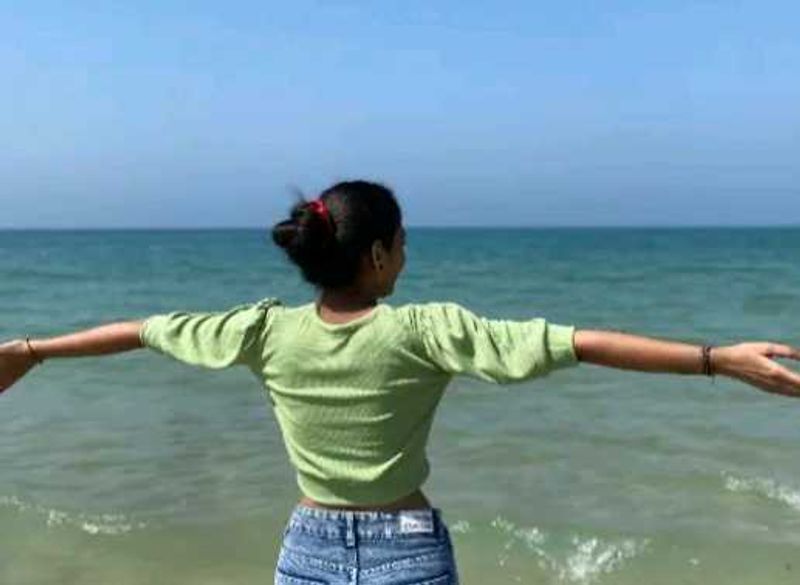 Green Puff Sleeve Top