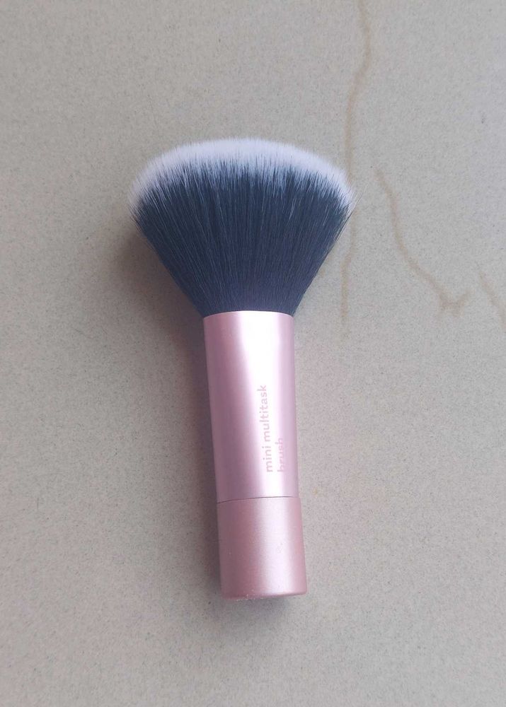 Real Techniques Mini multitask Brush 407