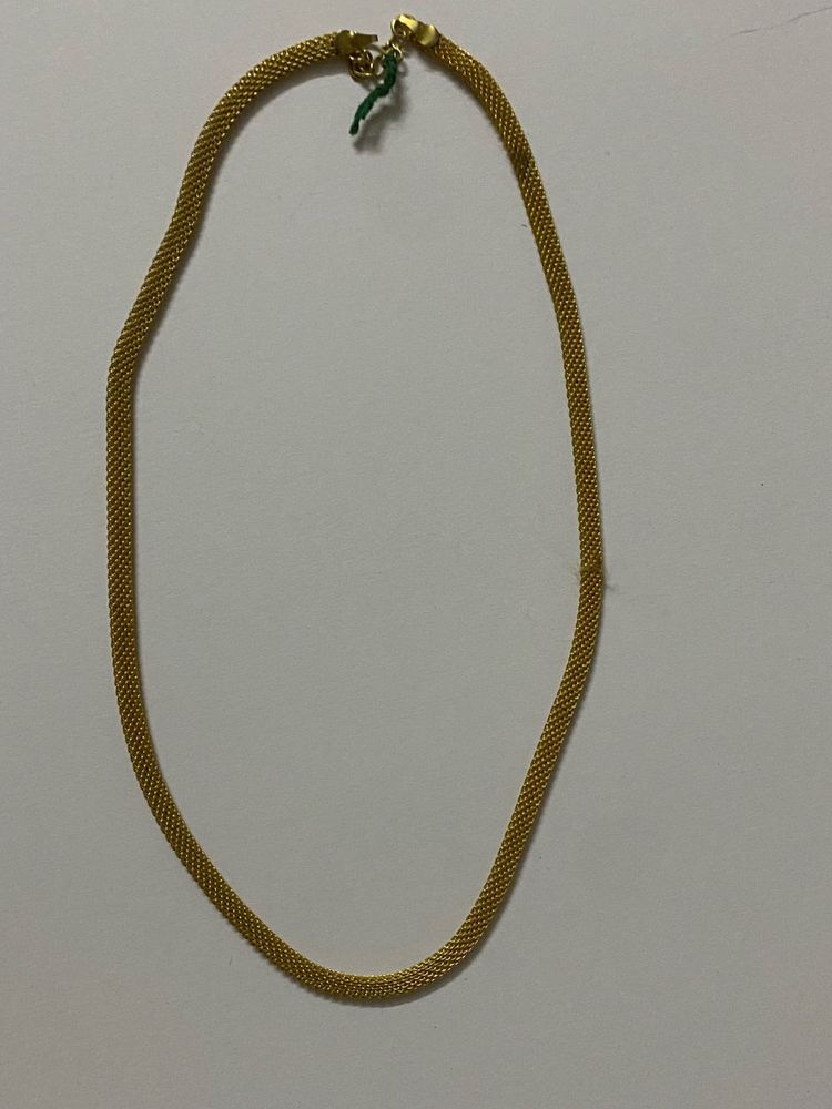 Gold Tone Mesh Chain Necklace