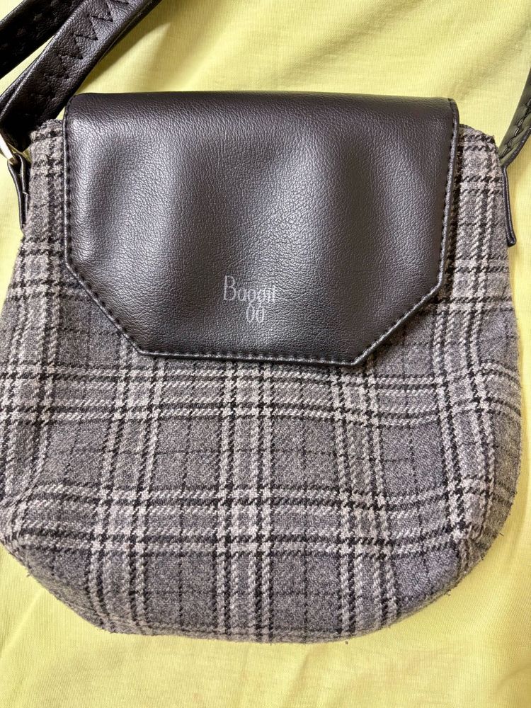 Baggit Crossbody Bag