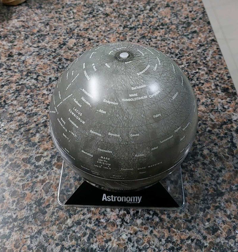 Moon Globe