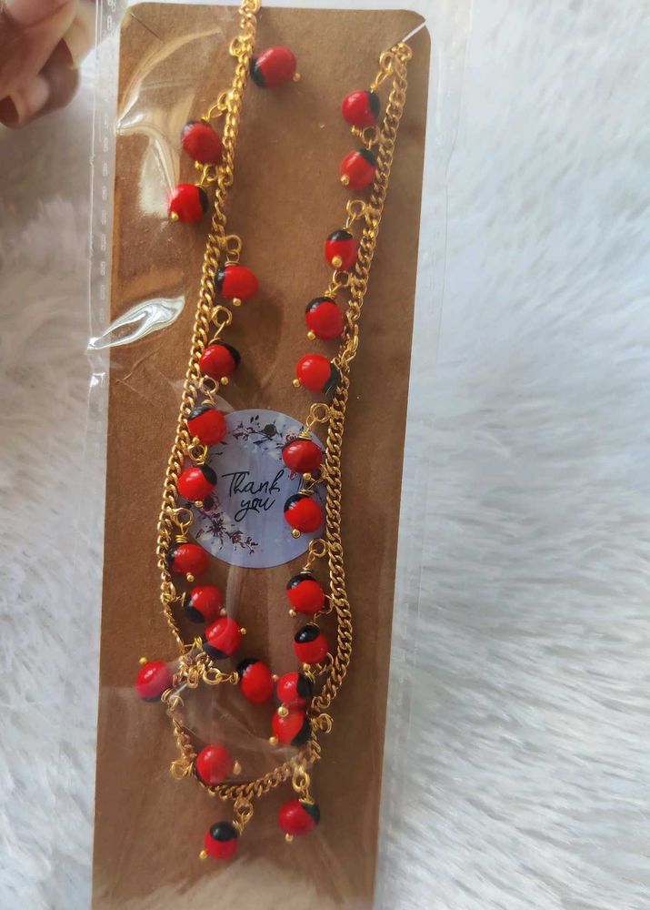 RED BEADED GOLD CHAIN NECKLACE