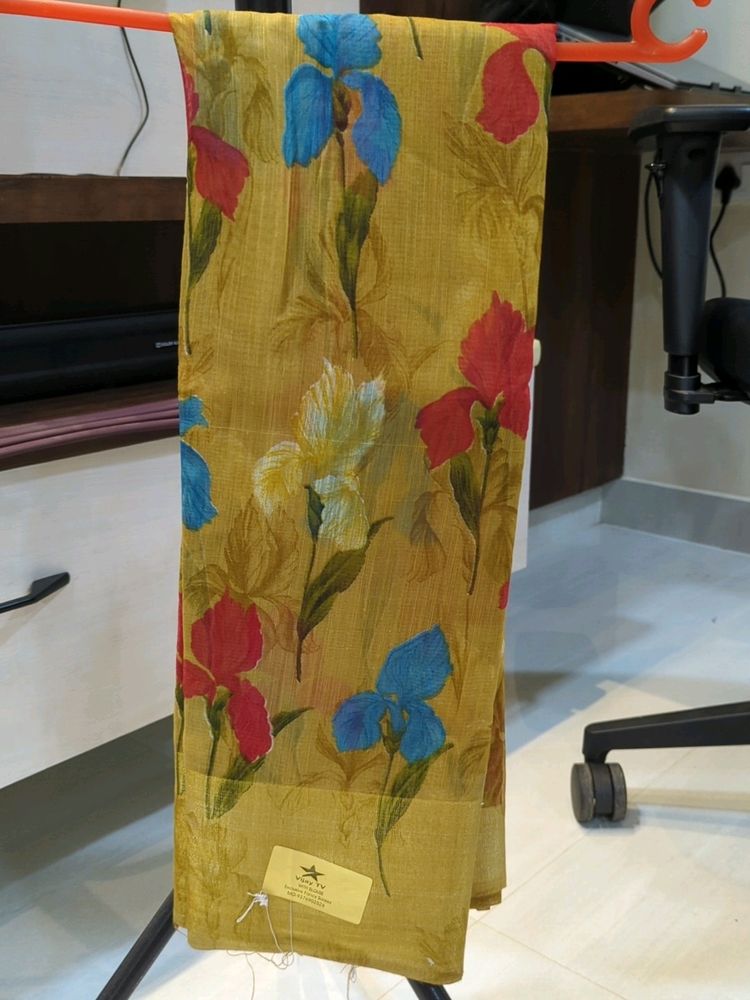 Designer Saree With Blouse