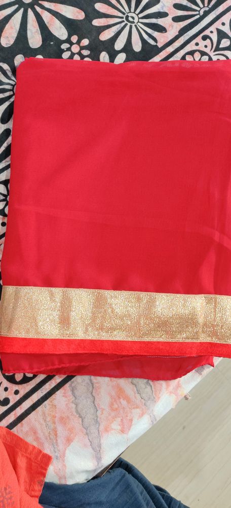 Georgette saree with golden border