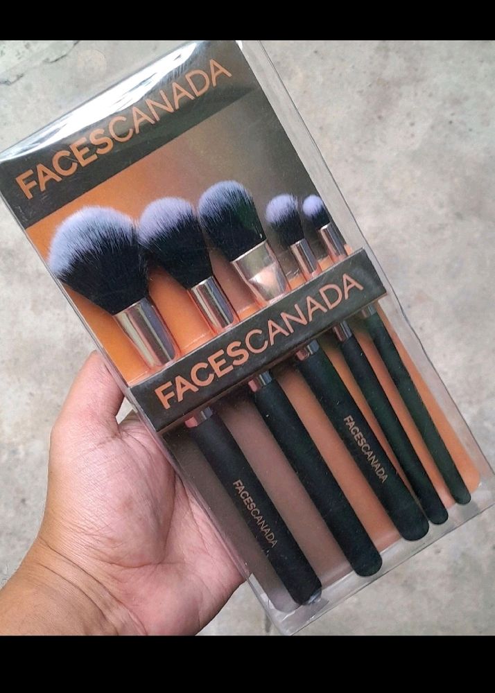 Facescanada Makeup Brushes