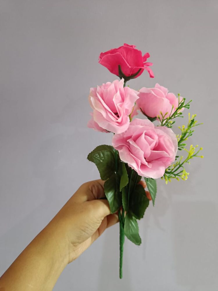 Rose Small bouquet