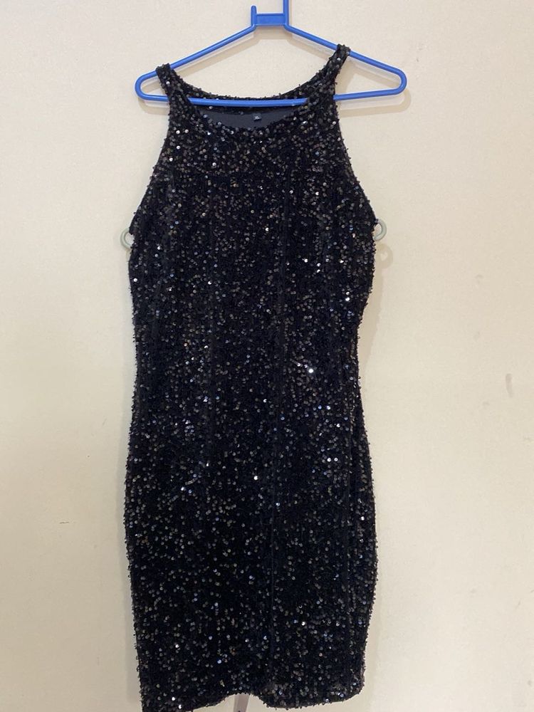 Party wear