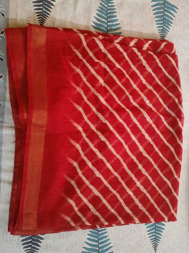 lahriya red coloured saree