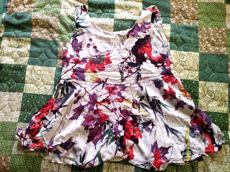 Floral Print Sleeveless Top