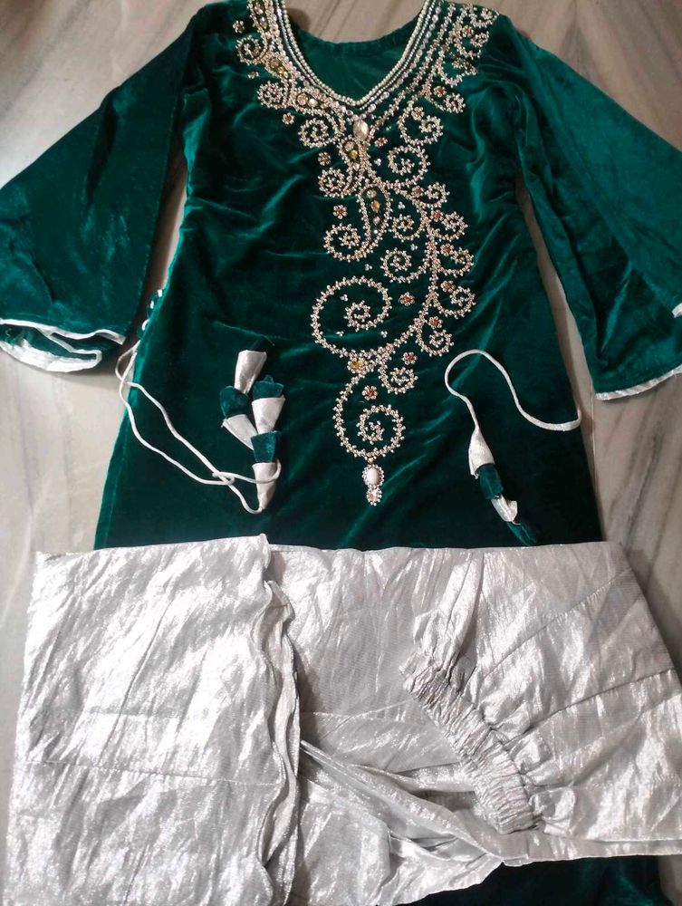 New Dress Hand Zari Work Embroidery Wor