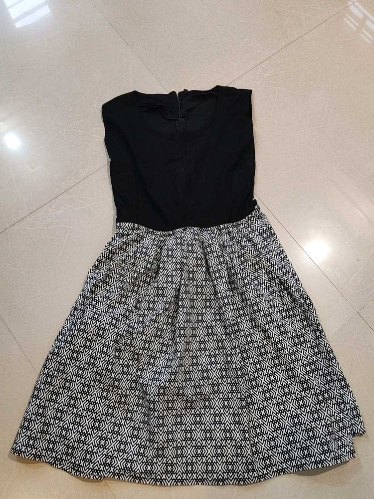 Patterned Fit &amp; Flare Dress