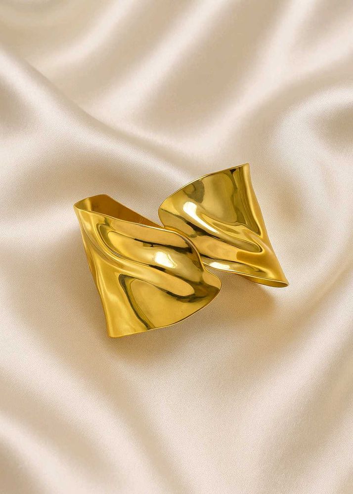 Leaf Style Cuff✨