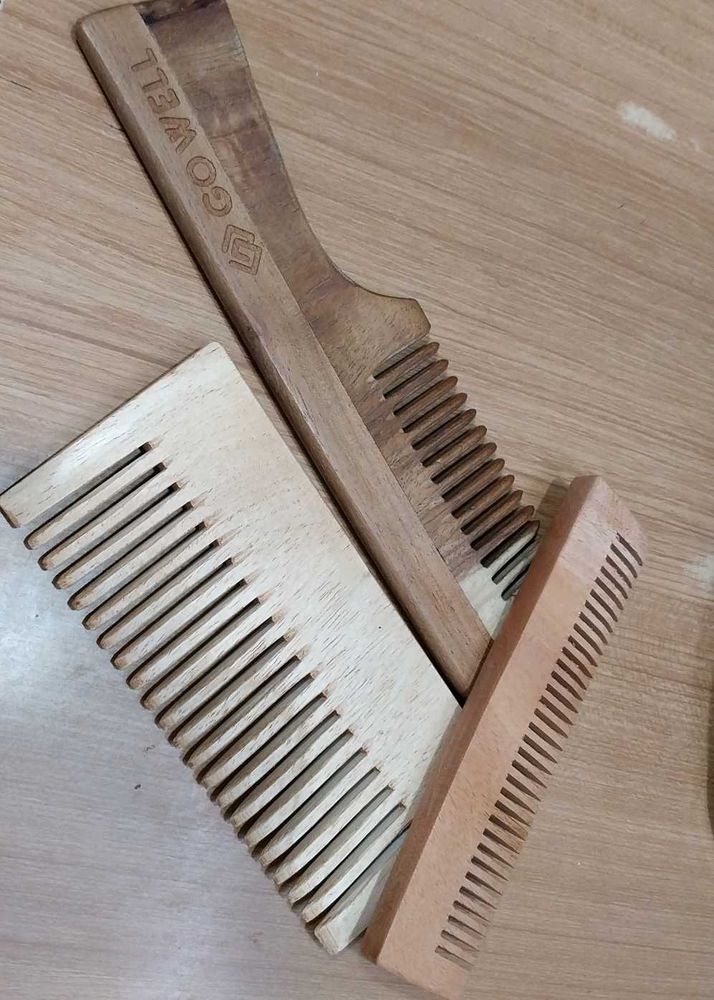 Neem wood Combs
