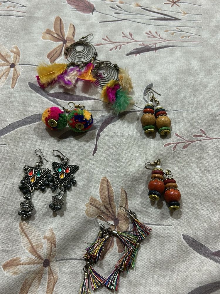 Earing Set Of 6