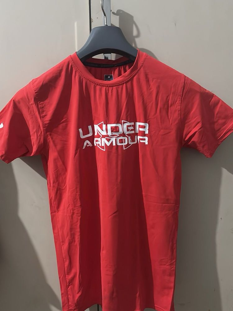 Under Armour Red T-Shirt