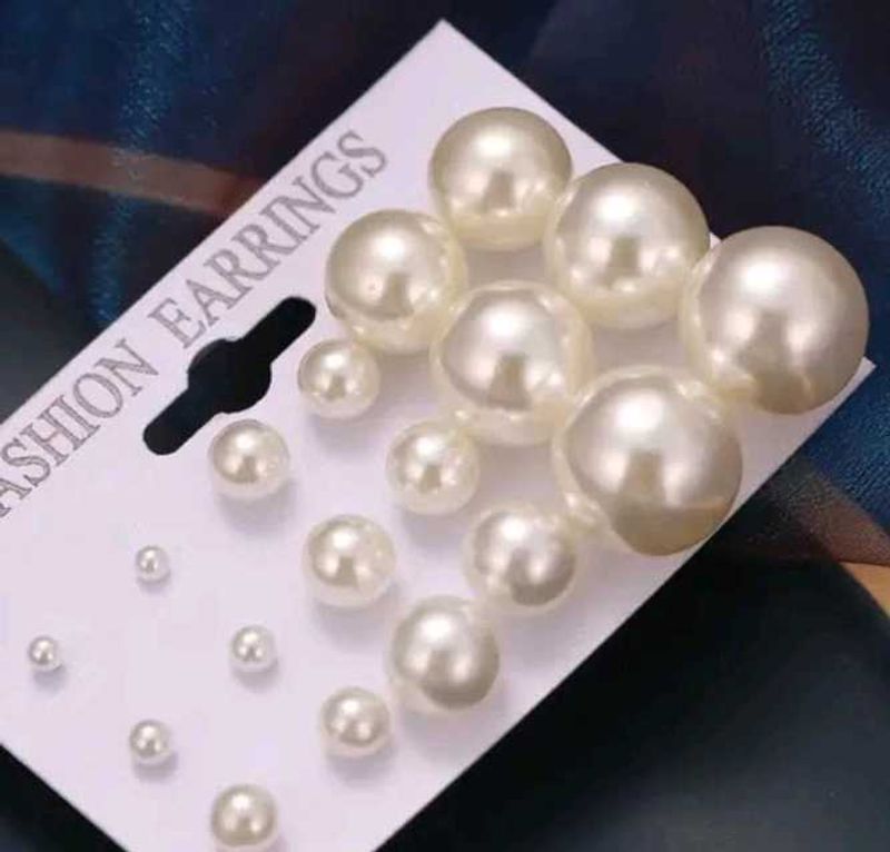 Pearl Stud Earring Set