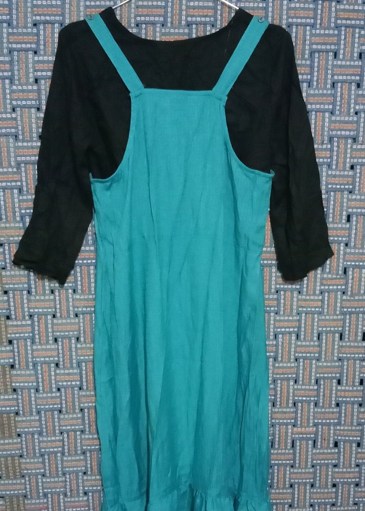 Blue Sleeveless Dress With Black Tshirt