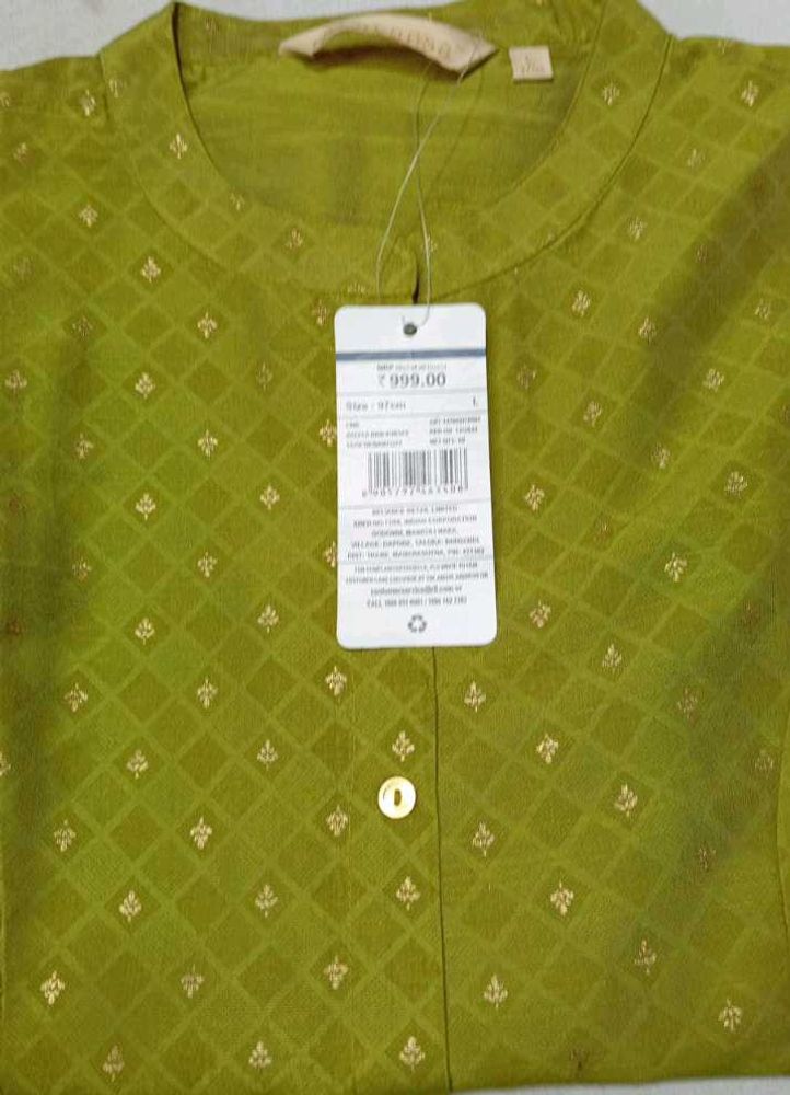 Avaasa Elegant Green Kurta