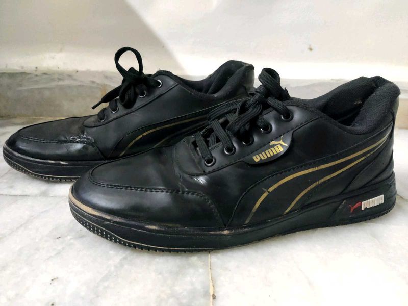Puma Black Sneakers