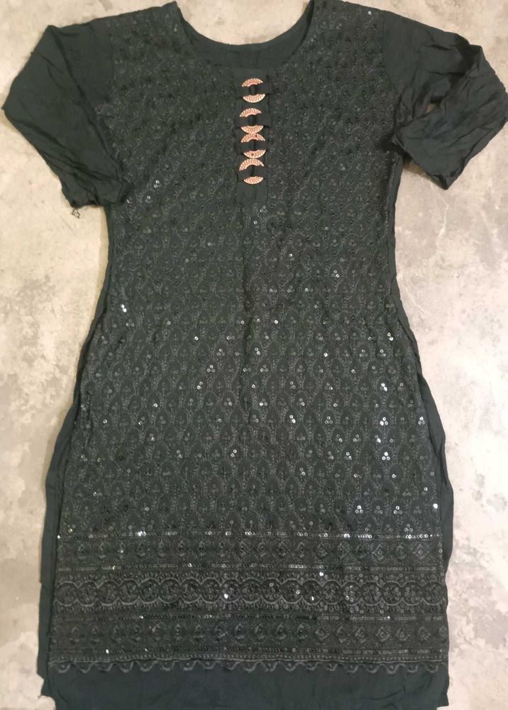 Cotton Base Chikankari Kurti