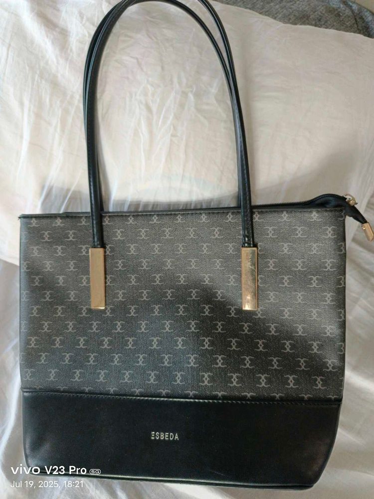 Esbeda Handbag