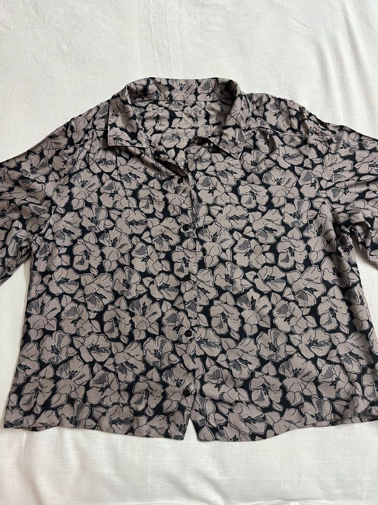 Vintage Floral Print Button-Up Shirt