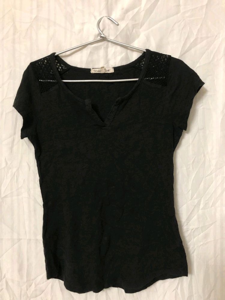 Black Short sleeve Top