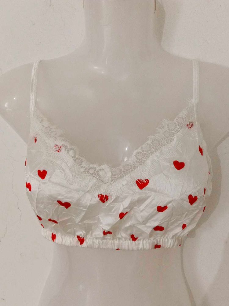 CUTE HEART TOP