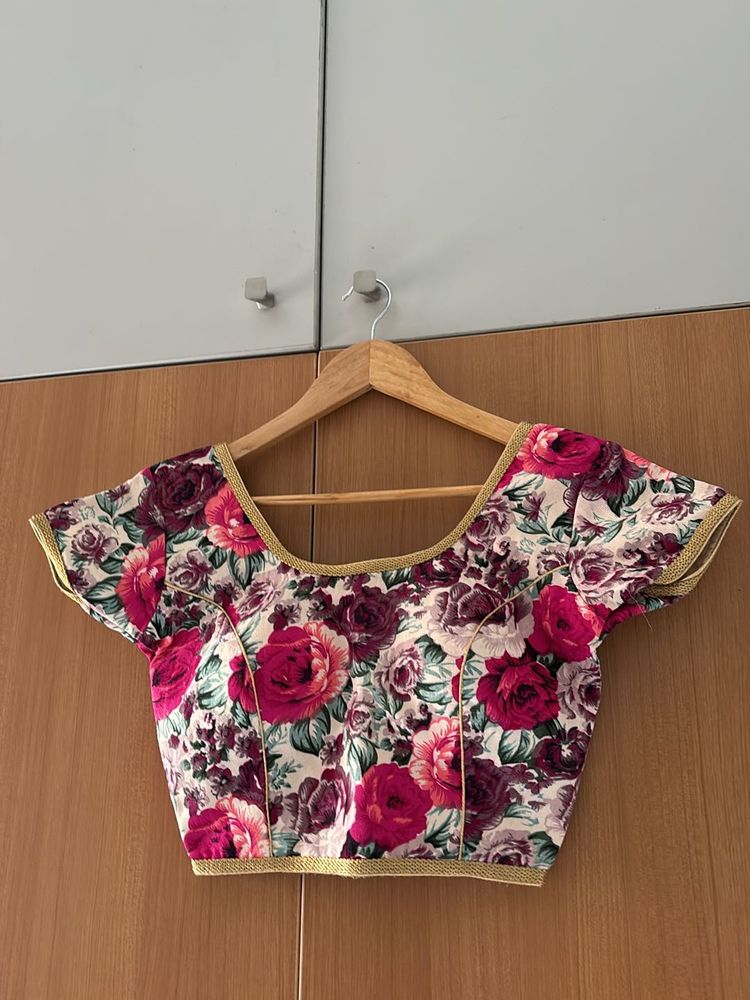 Floral padded blouse