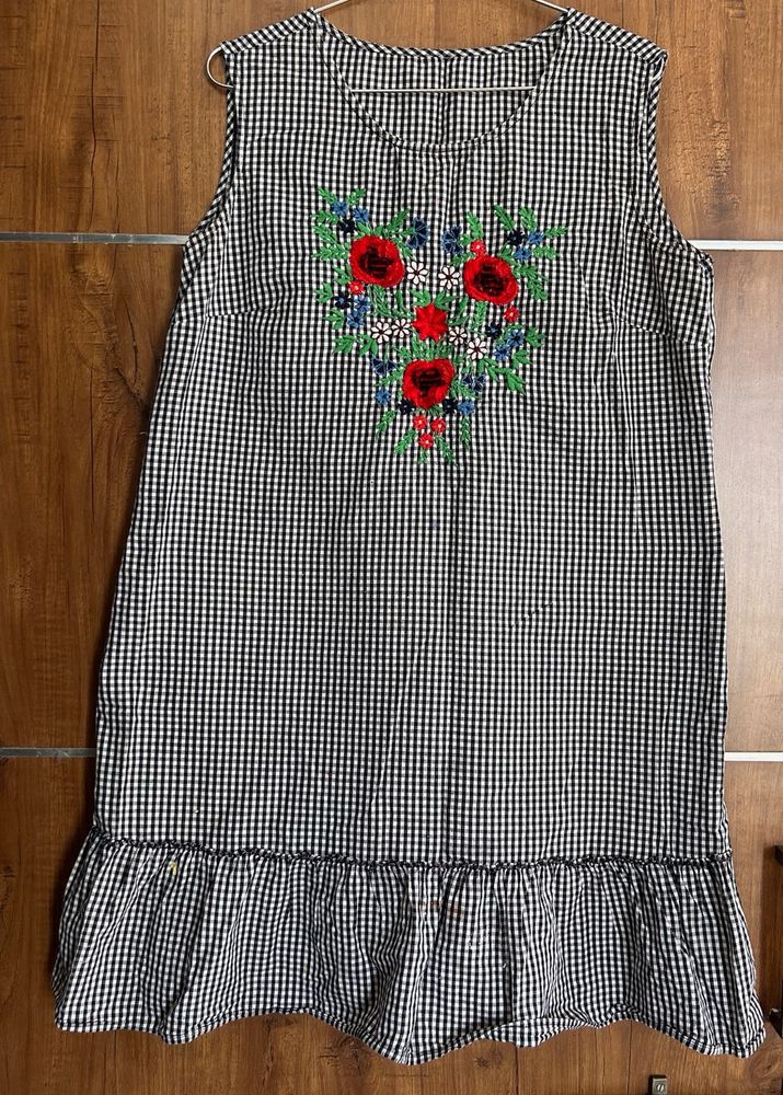 Black Chexes Tunic Kurti &amp; One Pice