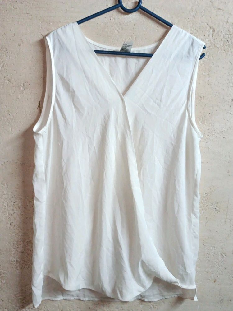 Women&#39;s Fashion Top Sleeveless White Wrap-style